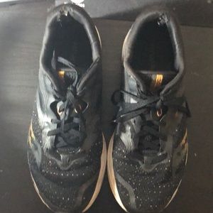 Saucony Kinvara9 running/athletic shoes size 9.5